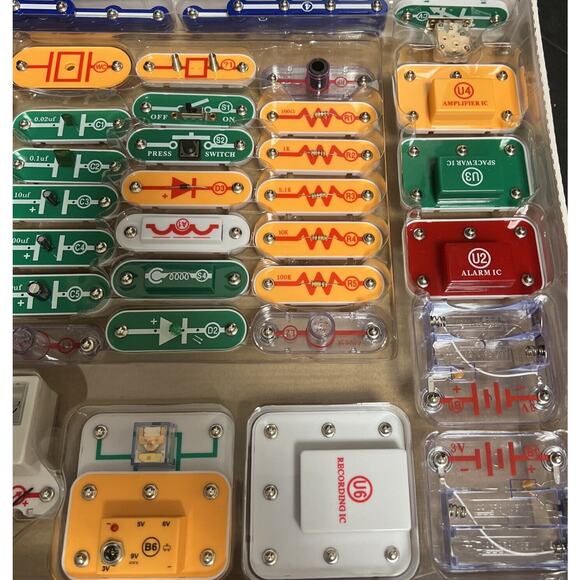 Snap Circuits Extreme SC-750 750 Computer Interface Projects STEM 99% Complete - Picture 8 of 15